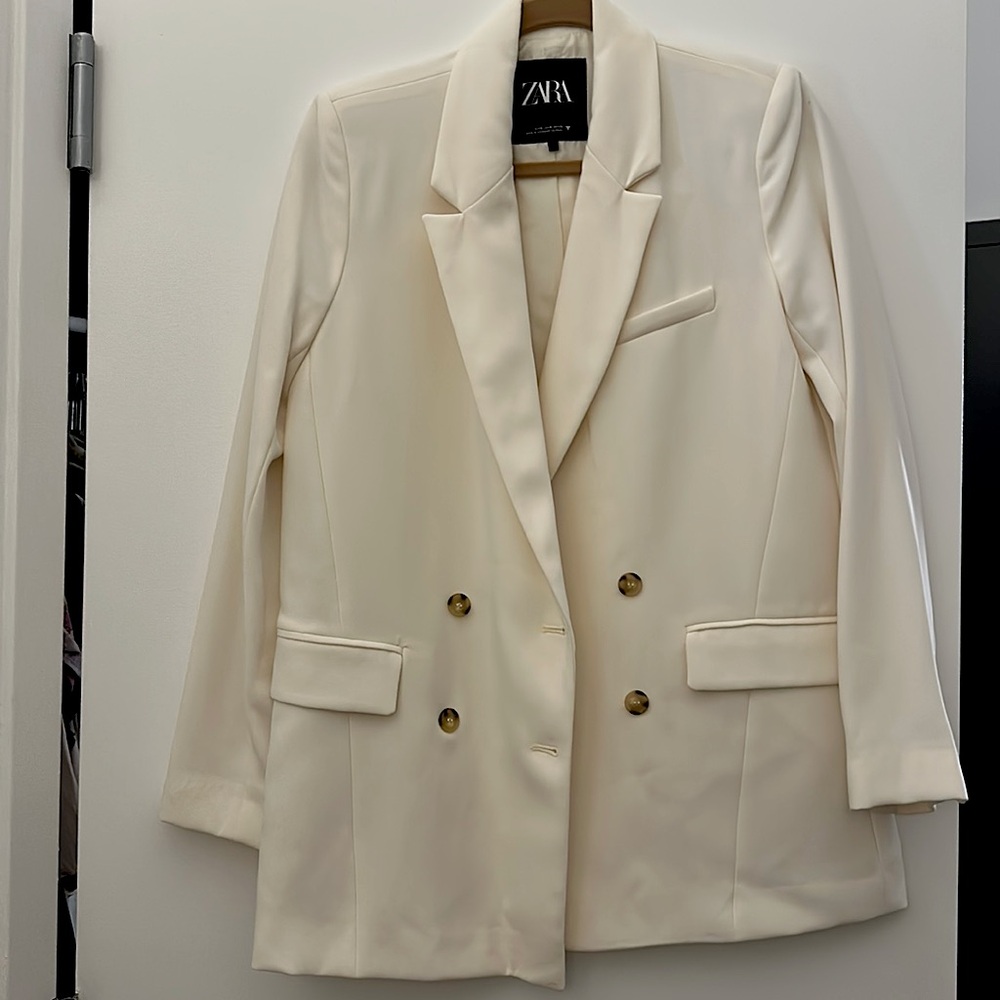 Zara Oversized Ivory Blazer